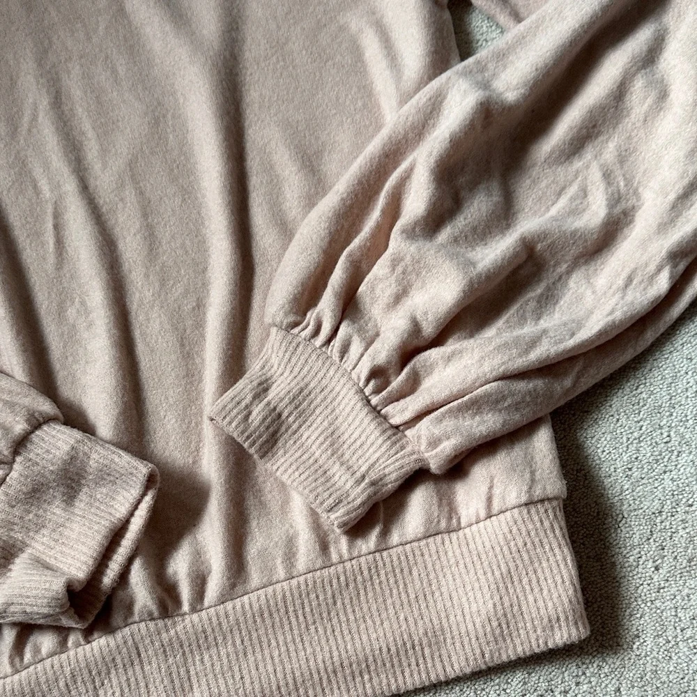 Free People Long Sleeve Sweater! - Picture 2 of 7